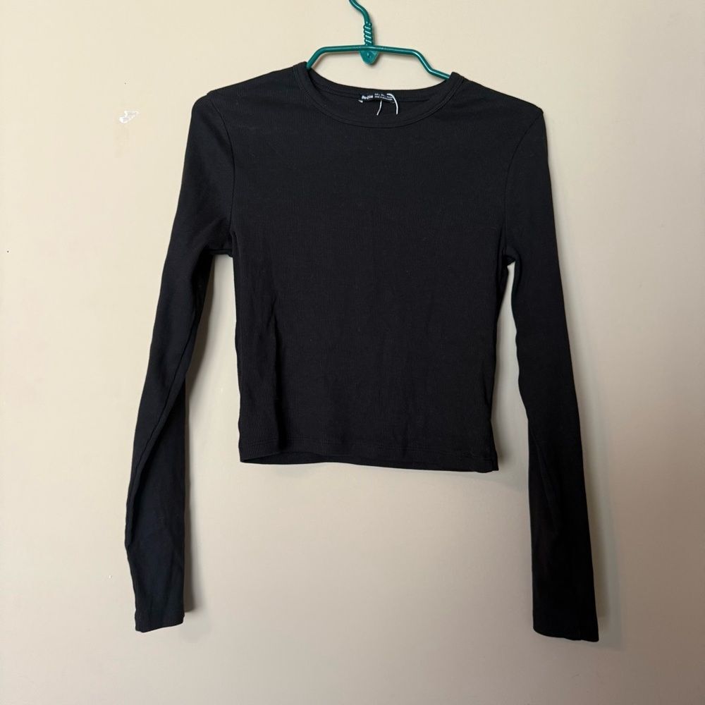 Bershka cropped baby tee long sleeve black Comfy